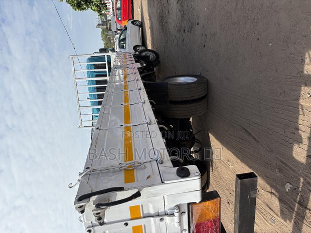 Hyundai 4.5 Ton Single Axel