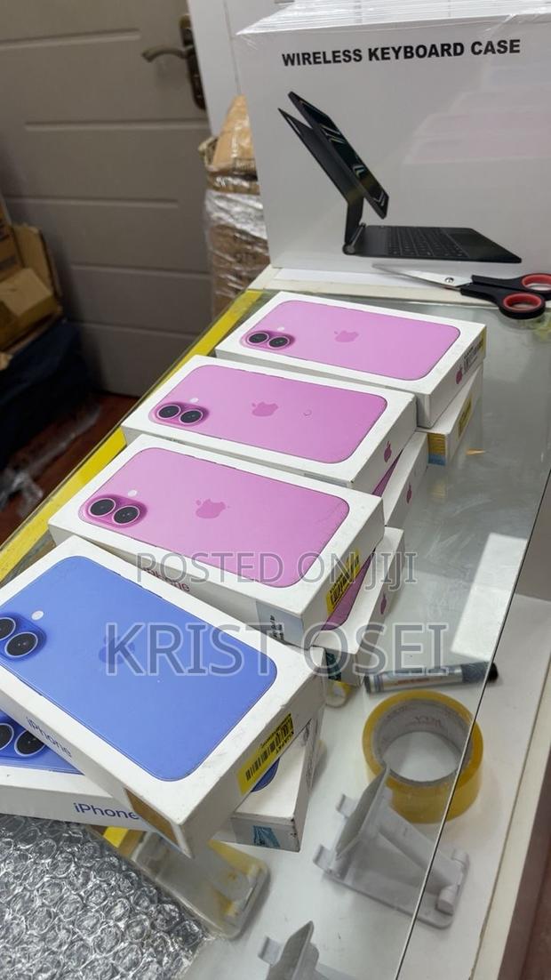 New Apple iPhone 16 128 GB · Photo 3