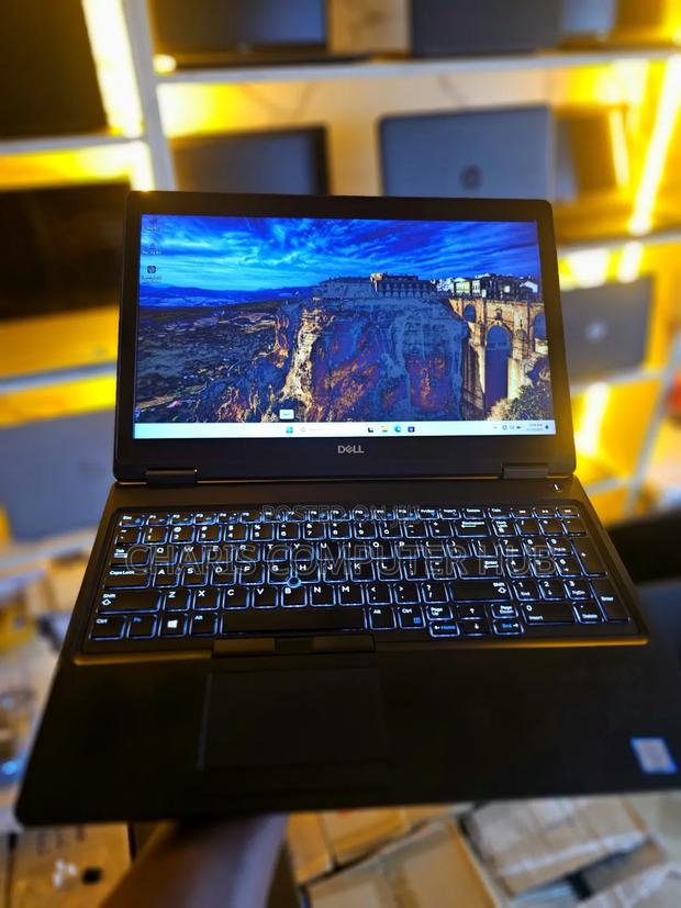Laptop Dell Latitude 5590 8GB Intel Core i5 HDD 500GB photo 3
