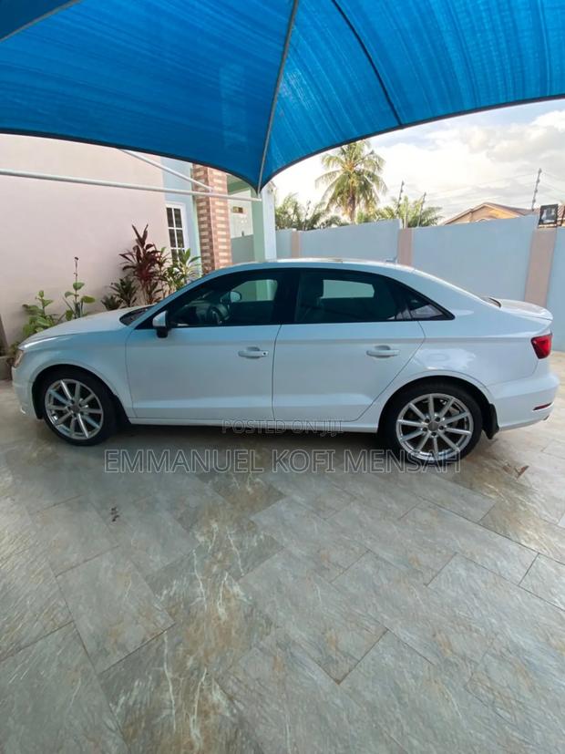 Audi A3 2.0 TFSI Premium quattro 4dr Sedan AWD (2.0L 4cyl Turbo 6AM) · Photo 4