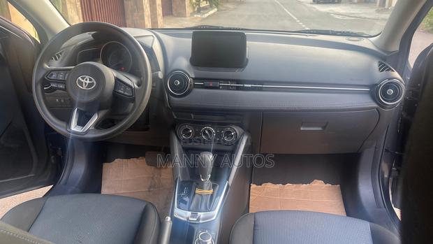 Toyota Yaris iA 1.5 FWD 2019 Gray