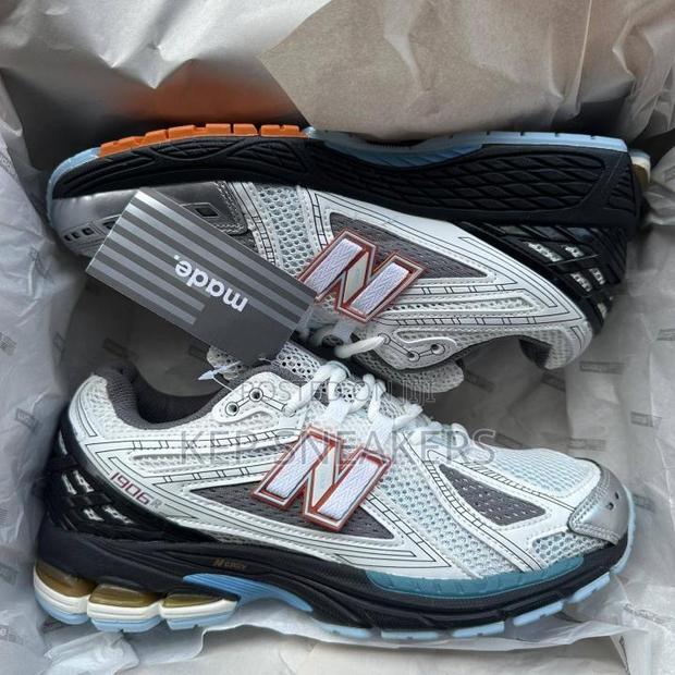 New Balance 1906r Mesh Upper · Photo 4