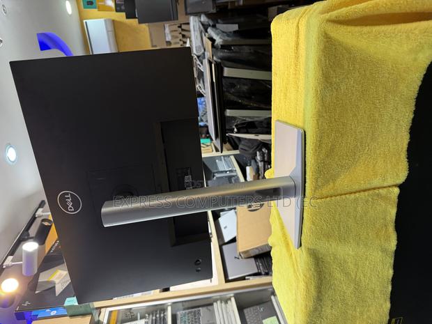 Dell 24 Inches Edgeless 1080p (Ips) Neat Monitor From Uk Neat photo 5