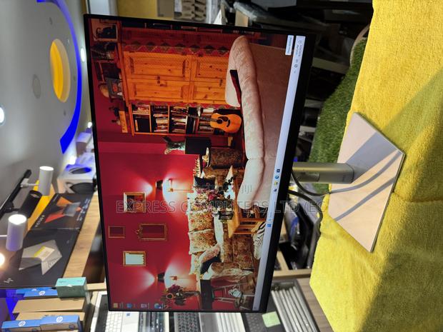 Dell 24 Inches Edgeless 1080p (Ips) Neat Monitor From Uk Neat photo 6