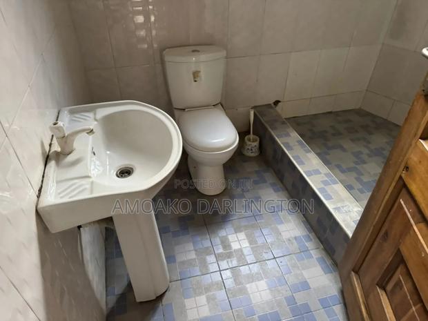Furnished 2bdrm Apartment in Ad Ventures, Mile 7 for rent photo 5