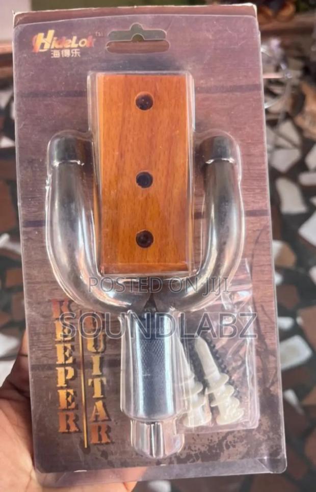 Guitar Wall Mount · Photo 3