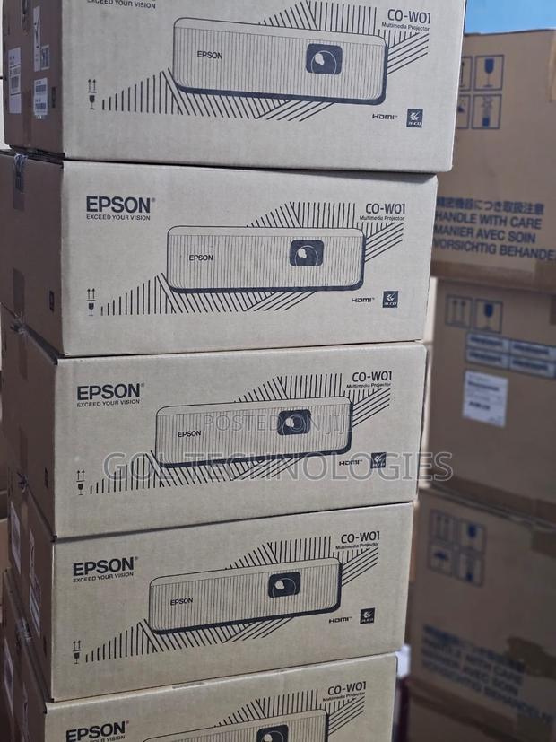 Epson Projector 3000 Lumens Co-W01 Projector · Photo 3