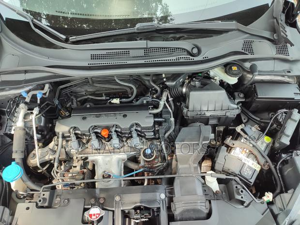 Honda HR-V 4dr SUV (1.5L 4cyl CVT) 2016 Gray