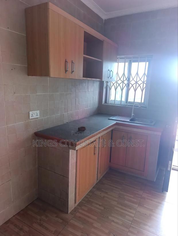 2bdrm Apartment in Curve, Ablekuma for rent photo 7