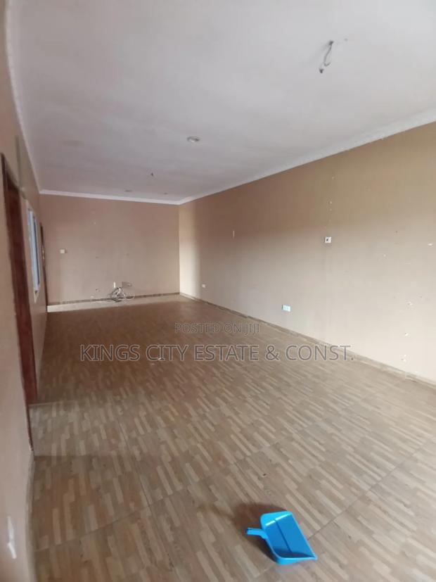 2bdrm Apartment in Curve, Ablekuma for rent photo 4