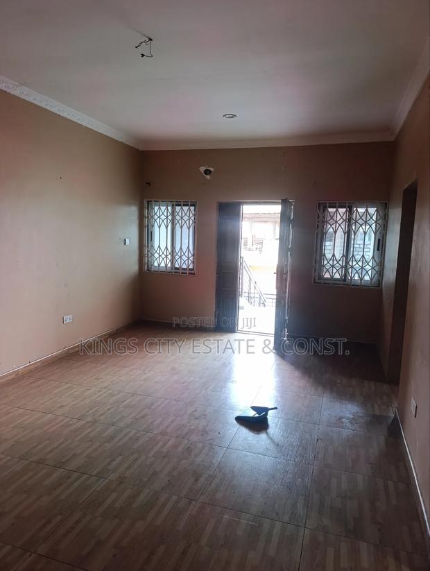 2bdrm Apartment in Curve, Ablekuma for rent photo 5