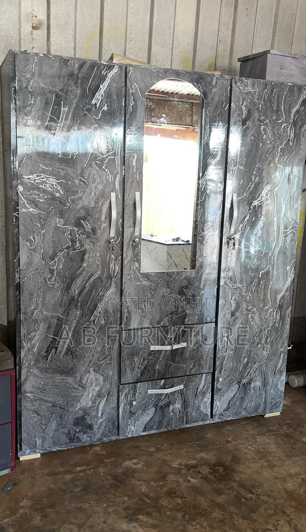 Closet Wardrobe · Photo 3