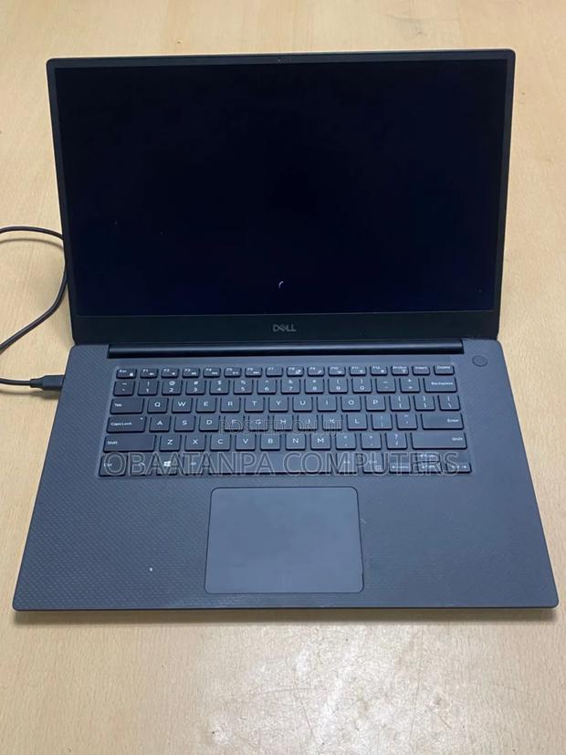 Laptop Dell XPS 15 16GB Intel Core i7 SSD 1T · Photo 2