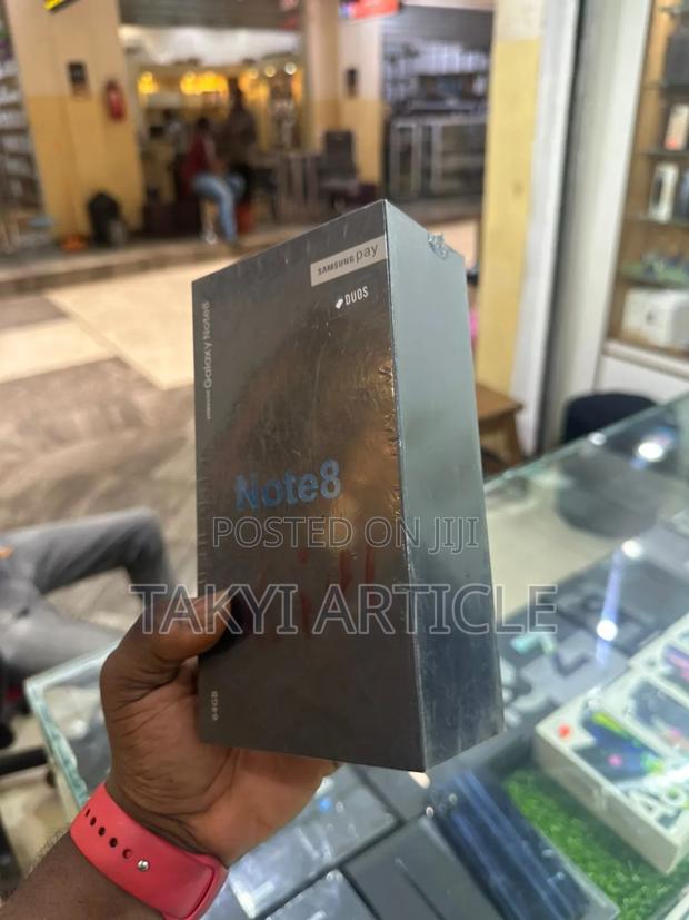 New Samsung Galaxy Note 8 64 GB Black · Photo 4