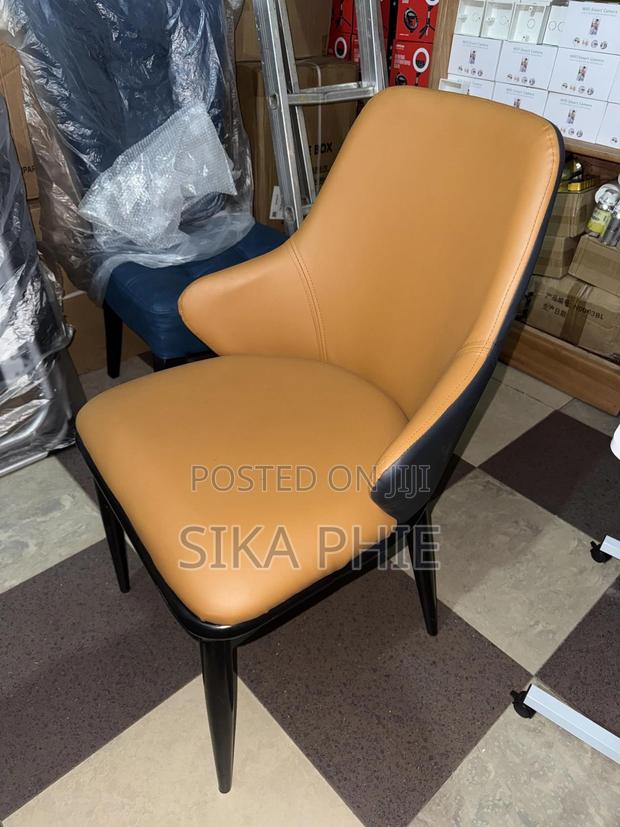 Luxurious Chair photo 2