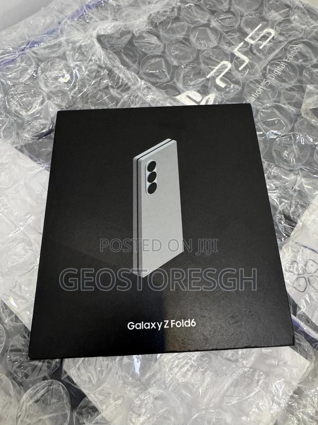 New Samsung Galaxy Z Fold6 256 GB Gray
