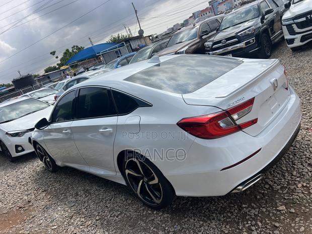 Honda Accord Sport (1.5L 4cyl Turbo CVT) 2019 White
