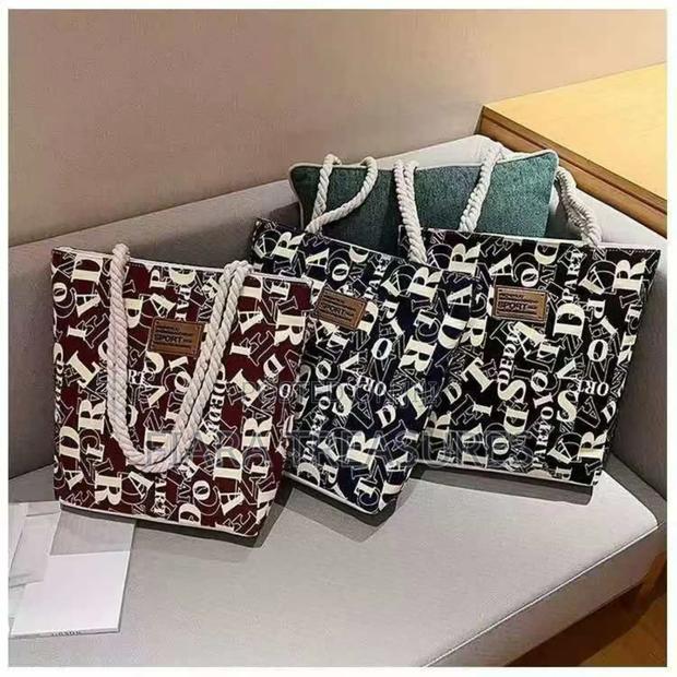 Summer Bags photo 2