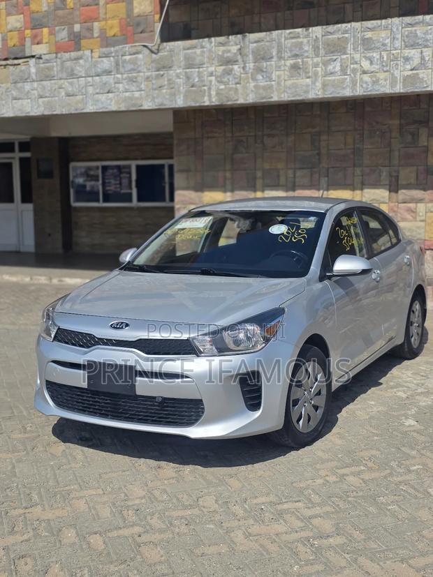 Kia Rio S Sedan 2018 Silver