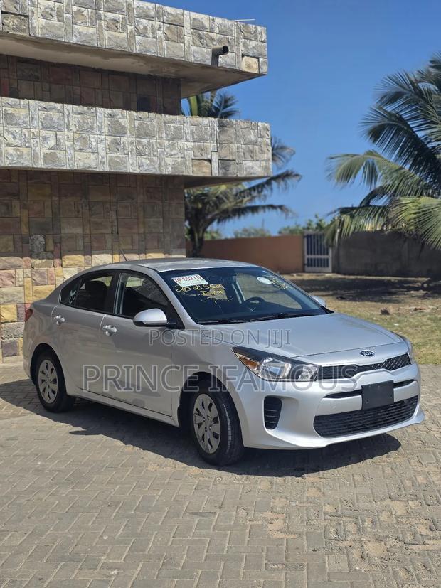 Kia Rio S Sedan 2018 Silver