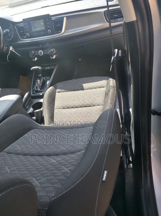 Kia Rio S Sedan 2018 Silver