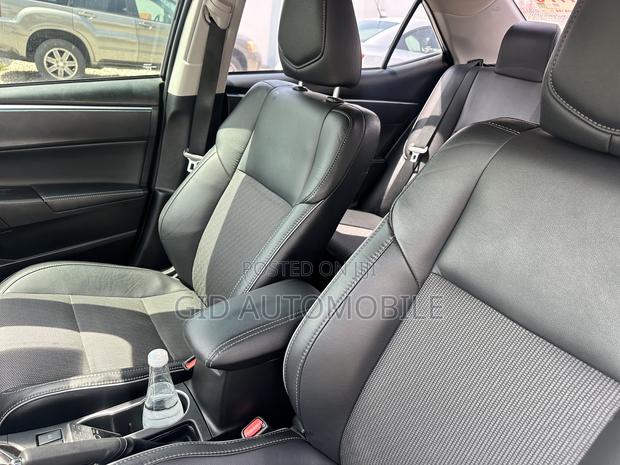 Toyota Corolla S Plus 4dr Sedan (1.8L 4cyl CVT) 2016 Black