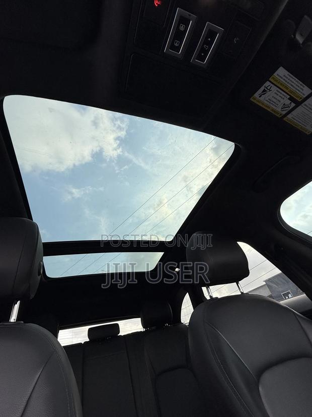 Jaguar F-Pace 25t AWD 2020 White