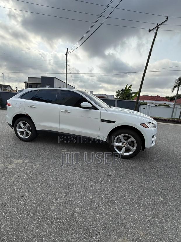 Jaguar F-Pace 25t AWD 2020 White