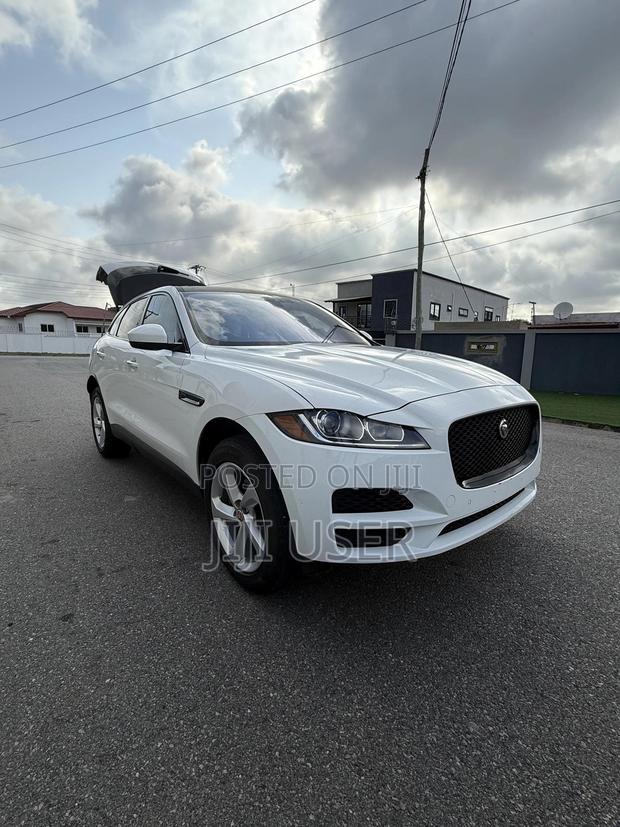 Jaguar F-Pace 25t AWD 2020 White