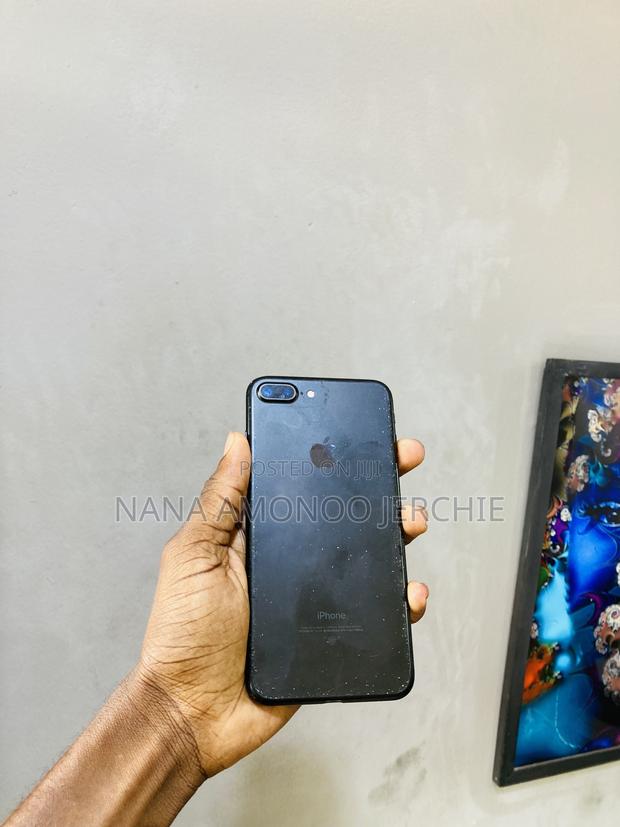 Apple iPhone 7 Plus 128 GB Black photo 3