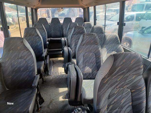 Hyundai County 2012 White