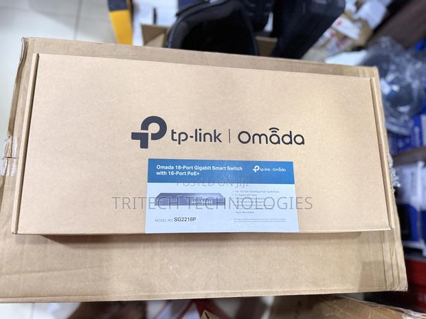 TP-Link 16 Port Poe Gigabit Smart Manage Switch Omada 18-Port Sg2218p · Photo 4