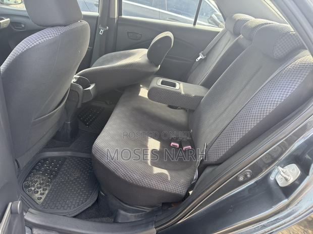 Toyota Yaris 2008 Gray