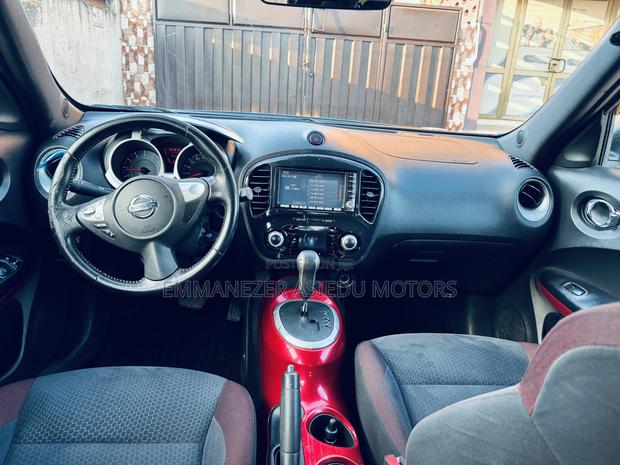 Nissan Juke SV 2013 Black photo 12