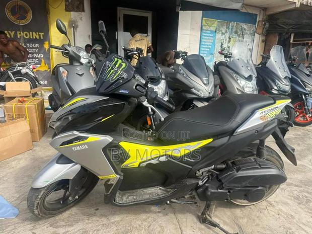 Yamaha NMAX 155 2025 · Photo 4