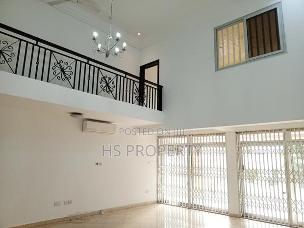 4bdrm House in Ridge for rent photo 5