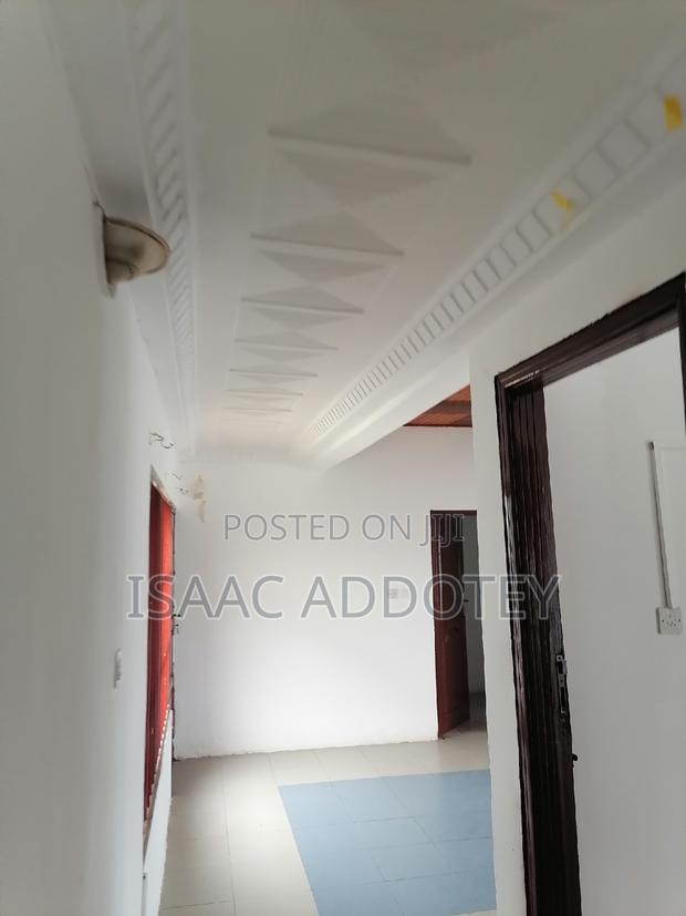 5bdrm House in Spintex Coastal for rent · Photo 2