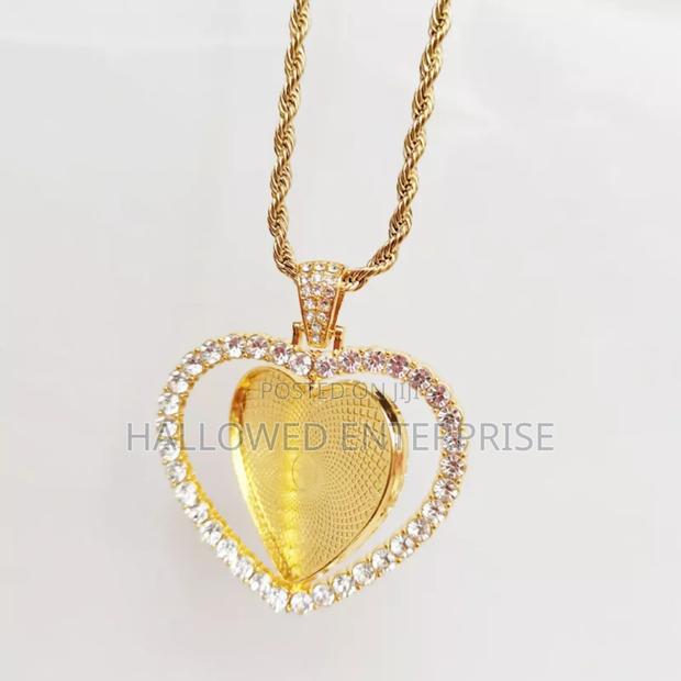 Heart Bling Double Side Rotating Necklace photo 4