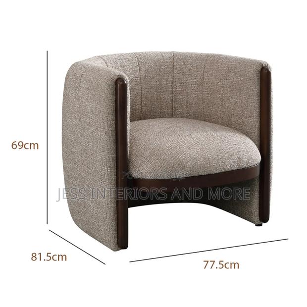 Accent Chair (Round Back) photo 6