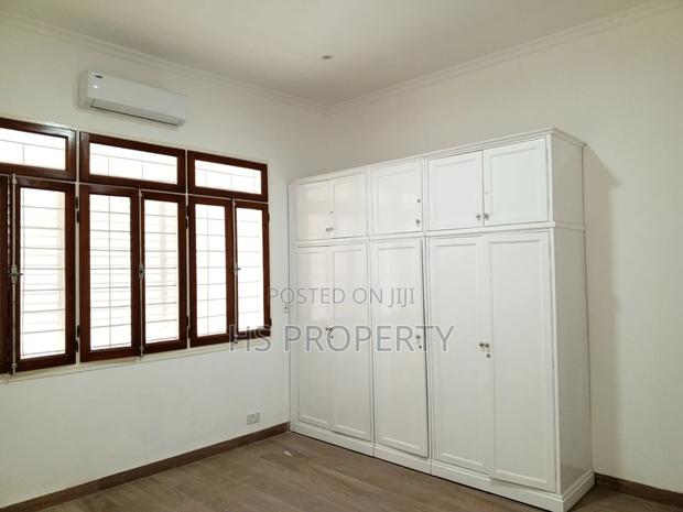 5bdrm House in Airport Residential Area for rent photo 6
