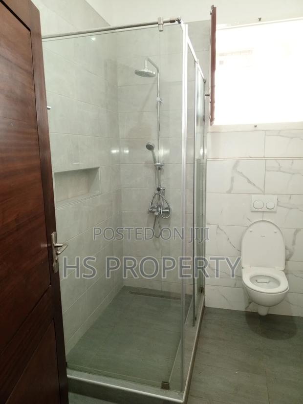 5bdrm House in Airport Residential Area for rent photo 17
