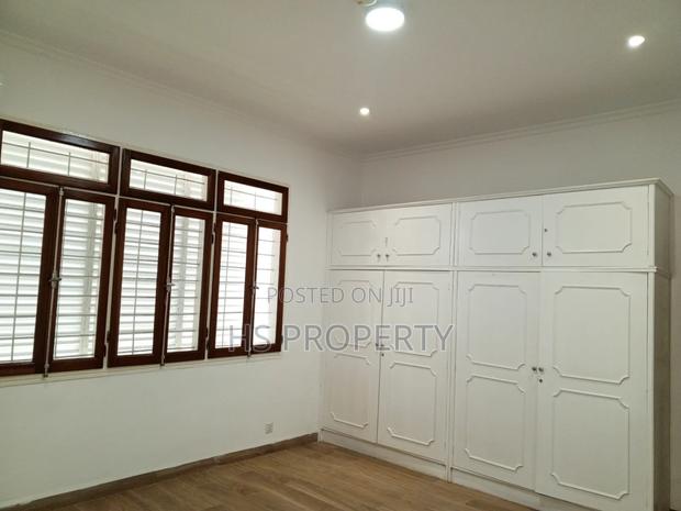 5bdrm House in Airport Residential Area for rent photo 14