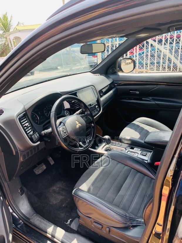 Mitsubishi Outlander SEL AWC 2019 Black