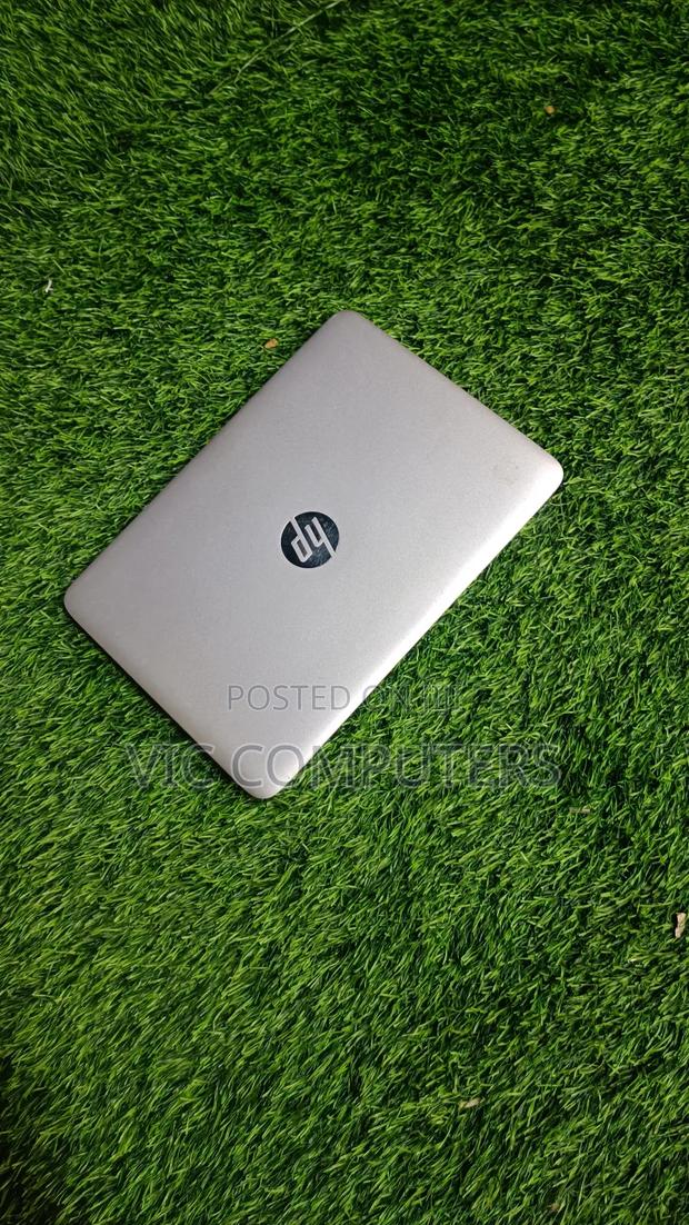 Laptop HP EliteBook 820 G3 8GB Intel Core I5 HDD+SSD 256GB photo 3