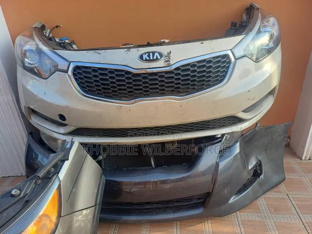 Kia Cerato Front Cut