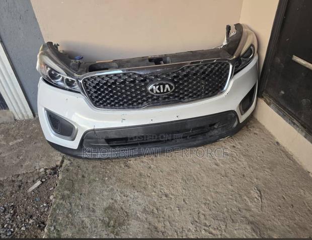 Kia Sorrento 2018 Front Cut