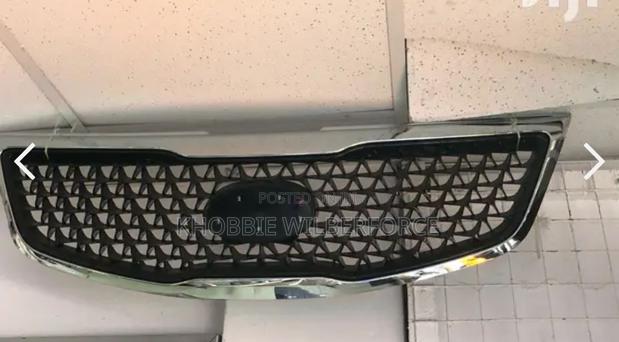 Kia Sportage Grille