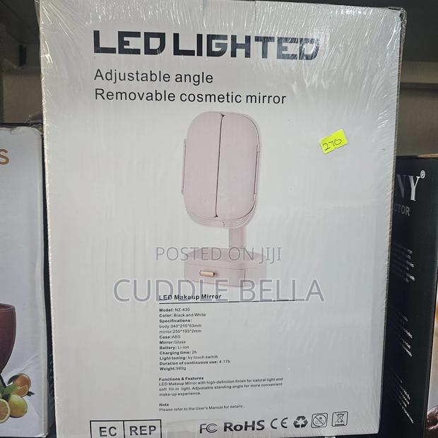 01302 - Adjustable Cosmetic Mirror