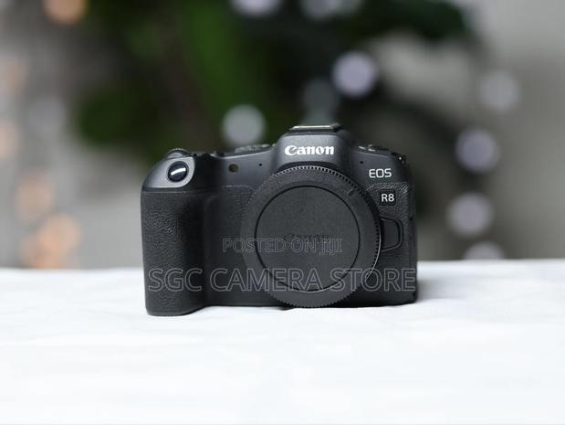 Canon Eos R8 + (Usa Used) // Like New // 8 Months Warranty Included photo 3