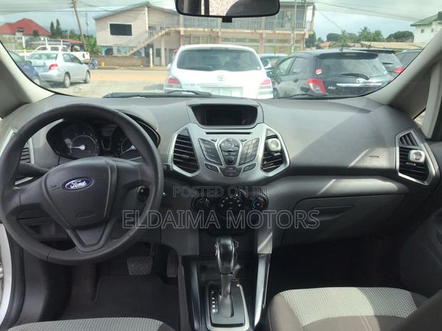 Ford Ecosport 2016 Silver photo 4